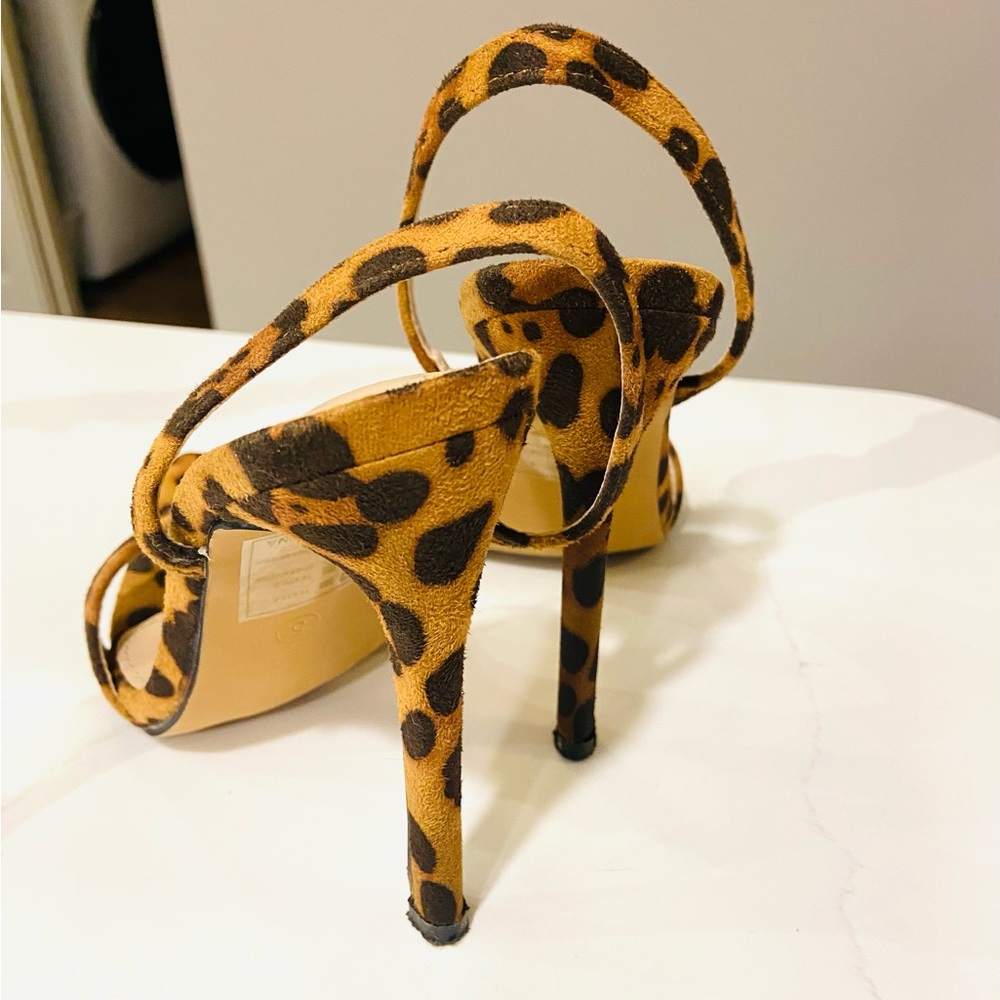 Leopard print heels size 7 - Picture 2 of 5